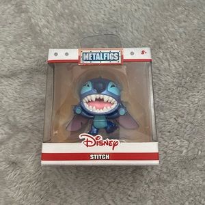 Disney metalfigs stitch NIB